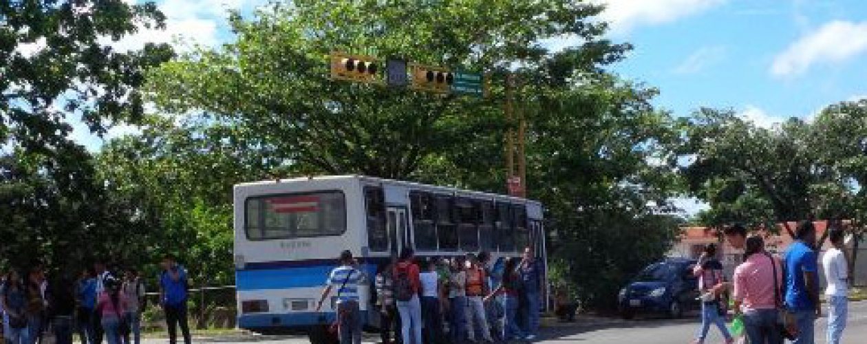 Con protesta estudiantil exigen mayor seguridad en la UNEG