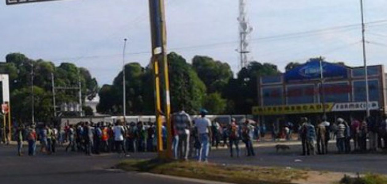 Protesta por falta de transporte público se vuelve habitual en Guayana