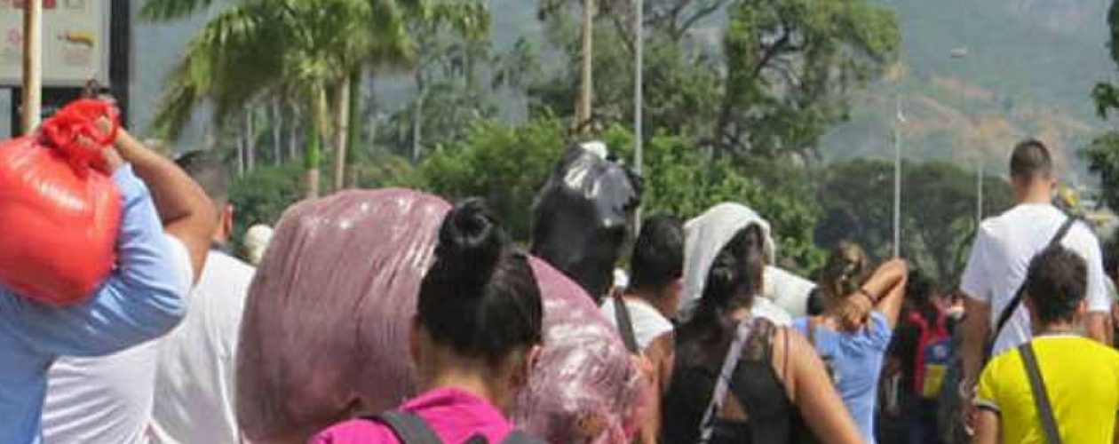 130 mil venezolanos cruzaron puente Simón Bolívar para comprar comida