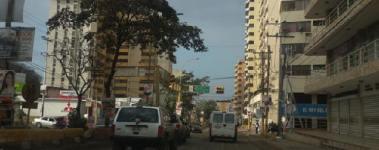 “A paso de tortuga” remodelación de la avenida Bolívar de Puerto La Cruz