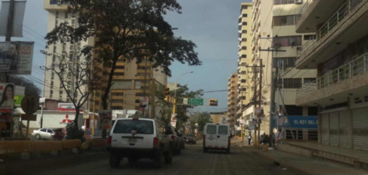 “A paso de tortuga” remodelación de la avenida Bolívar de Puerto La Cruz