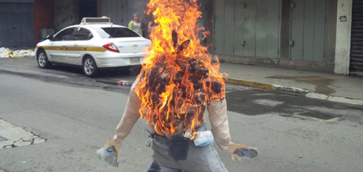 La quema de Judas en Venezuela FOTOS