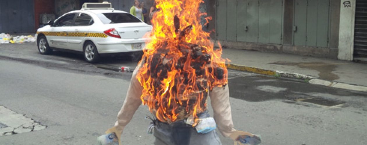 La quema de Judas en Venezuela FOTOS