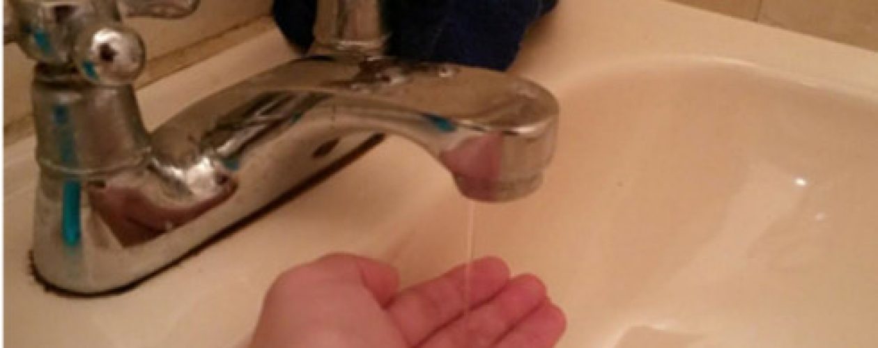 Racionamiento de agua: Repuntan las enfermedades  tras un mes sin servicio