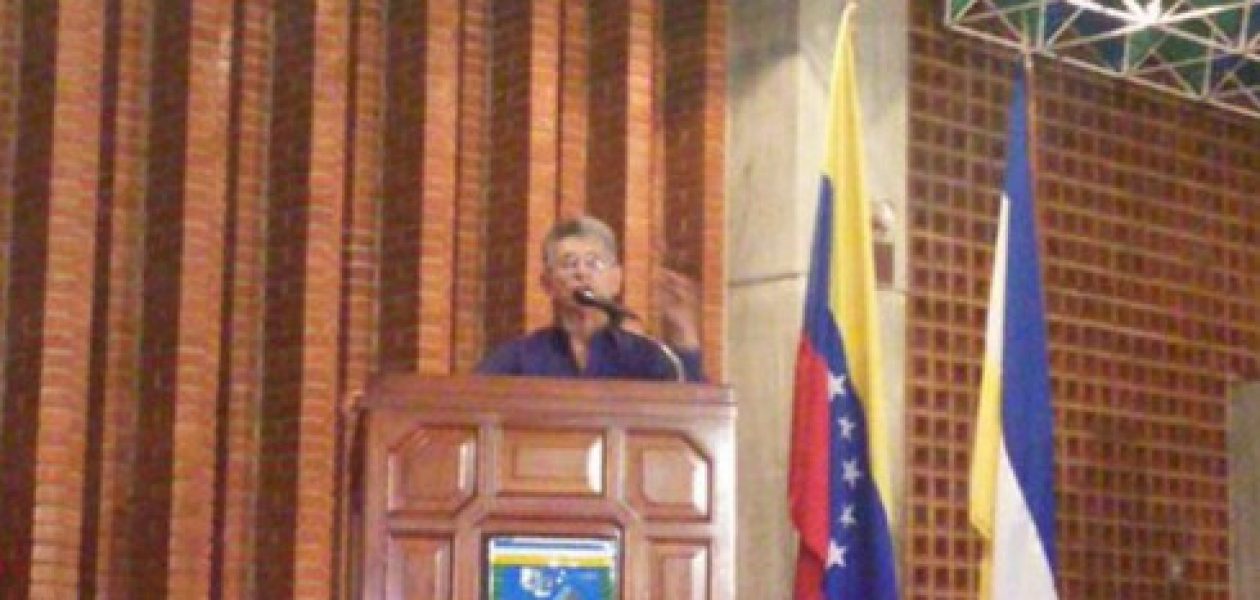 Ramos Allup a Maduro: Llevemos las enmiendas a consulta popular
