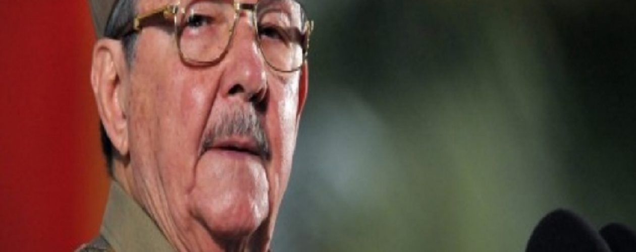 Raúl Castro tendrá dos meses más de mandato