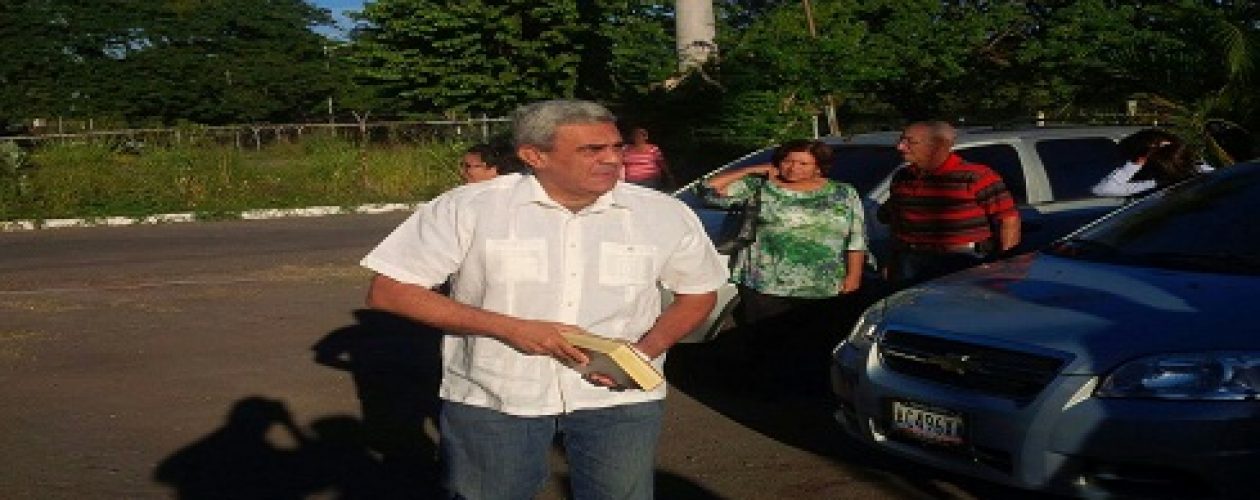 Imputan nuevos cargos a Raúl Baduel un día antes de finalizar su condena