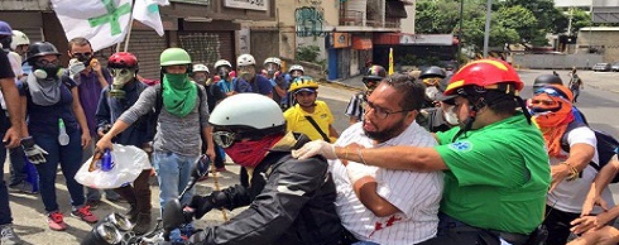 Un herido de bala durante represión en Bello Monte