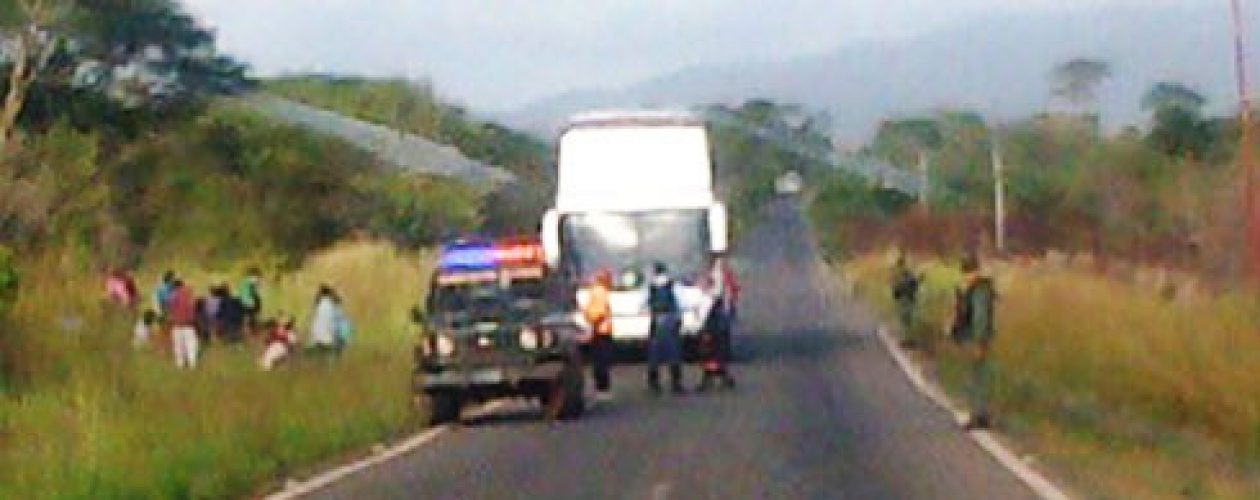 Intento de robo a autobús de Expresos Occidente deja siete heridos