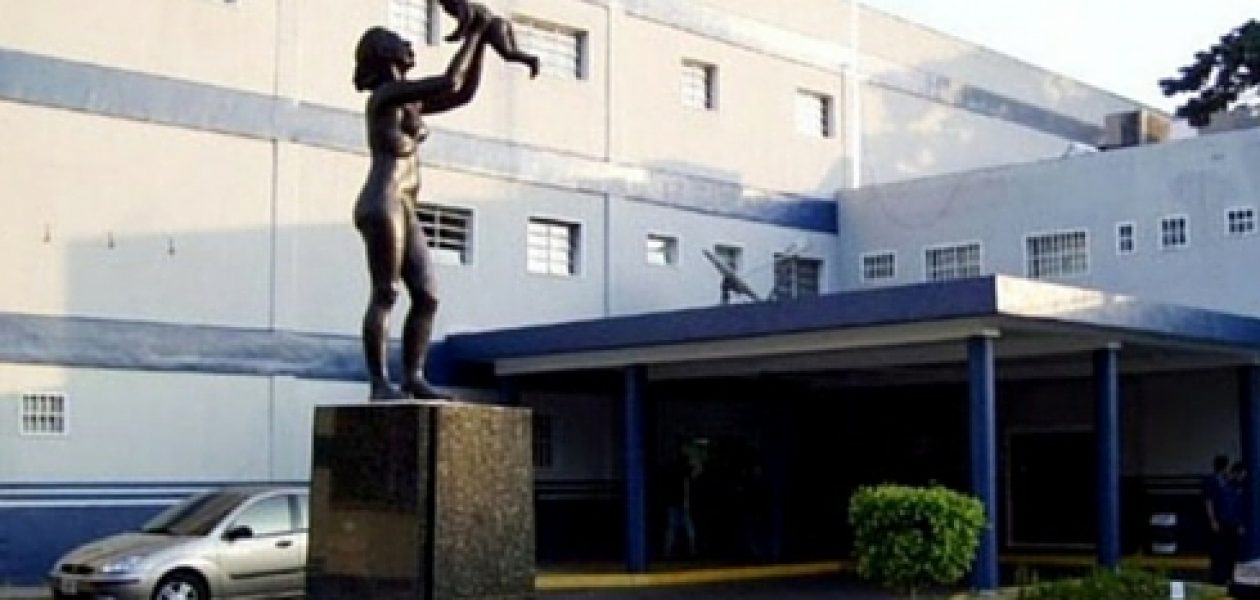 En medio de crisis en salud cierran hospital materno en Aragua