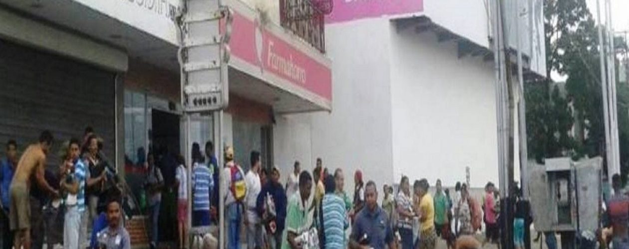 Billetes de 100 en vigencia después de los saqueos en Ciudad Bolívar