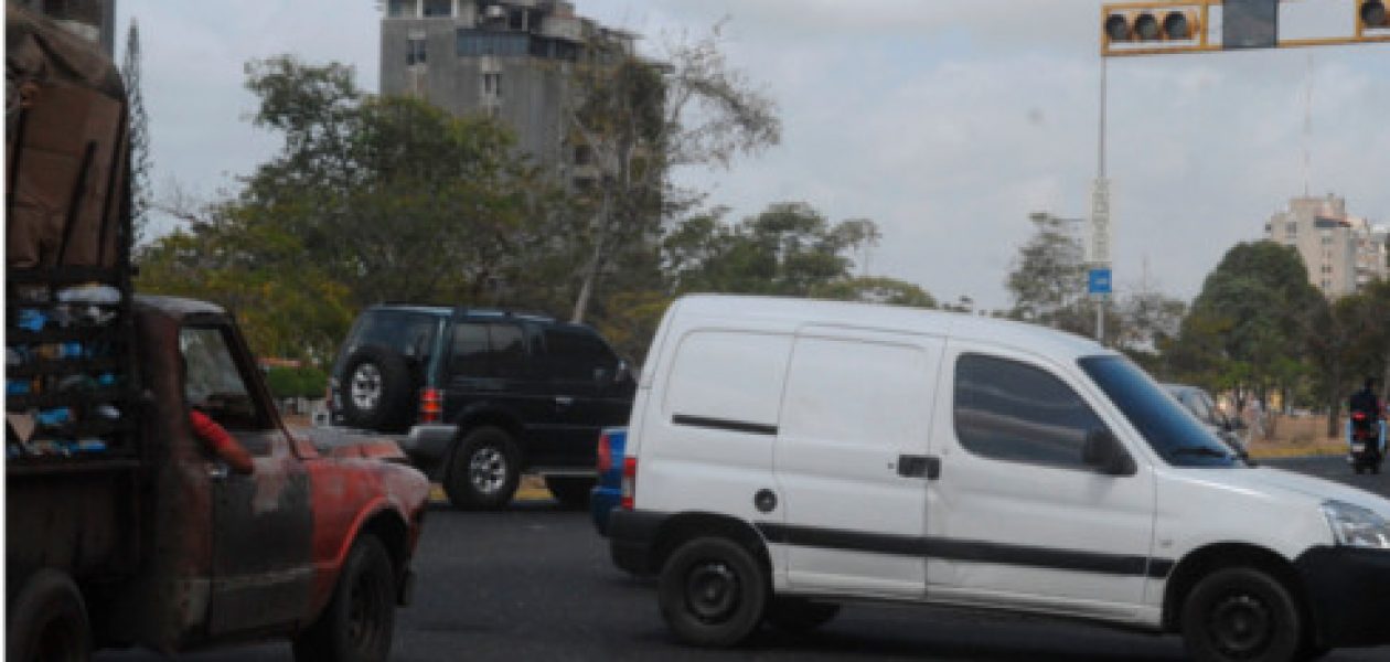 Semáforos dañados provoca anarquía en avenidas de Puerto Ordaz
