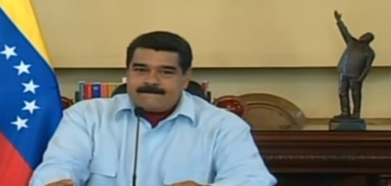 Maduro quiere cambiar el significado de adolescente