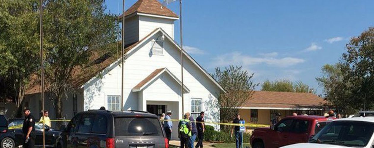 Tiroteo en Texas deja 26 muertos y decenas de heridos