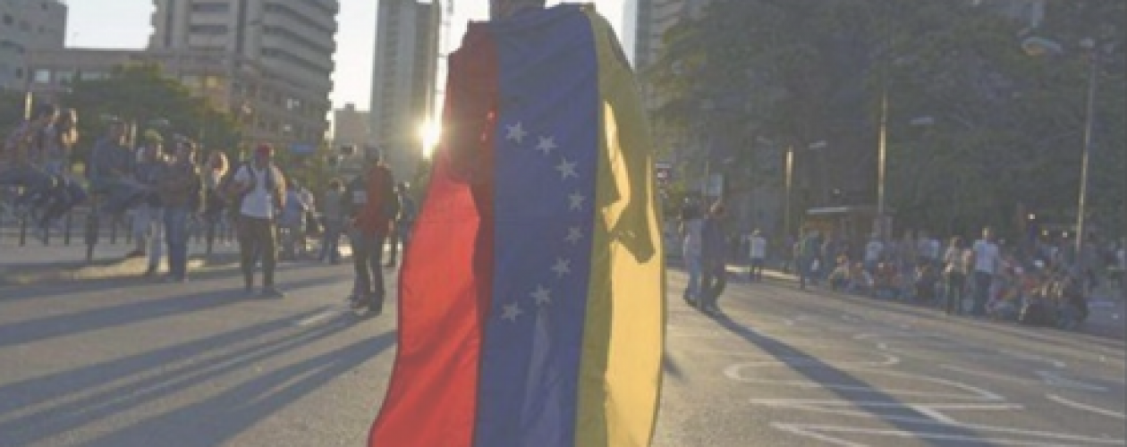 El lema de los trabajadores venezolanos en el exterior “Hay que echarle pichón”