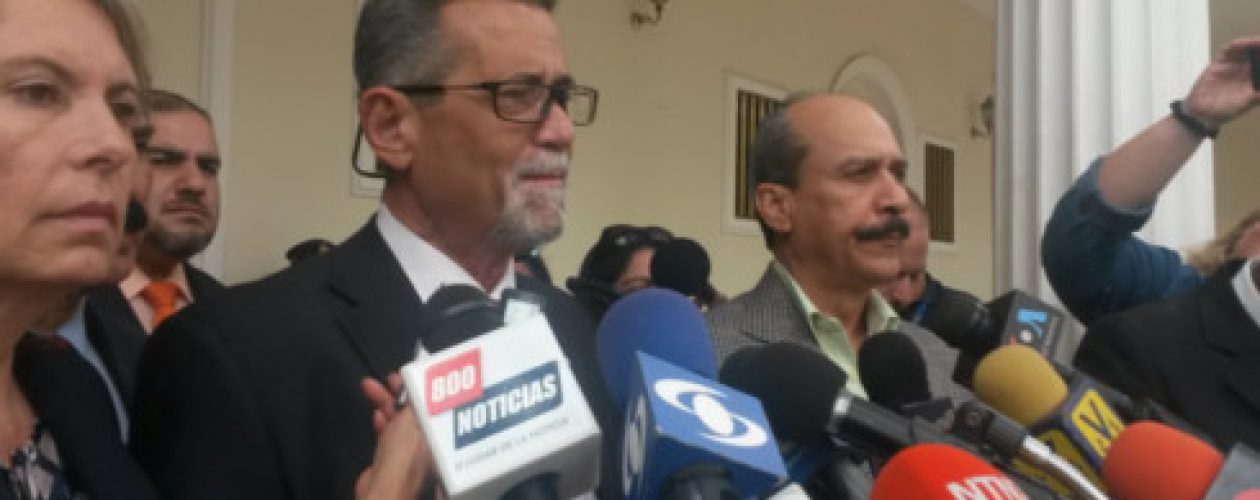 Mafias de Tumeremo amenazan de muerte a diputado De Grazia