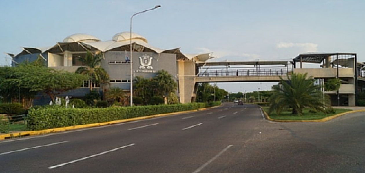 Estudiantes de la Universidad del Zuliase cansaron de la burla gubernamental