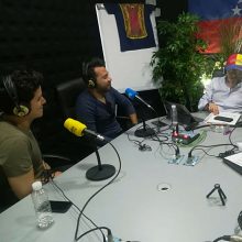 Jóvenes emprendedores venezolanos reparten solidaridad y ánimo a sus paisanos en Madrid