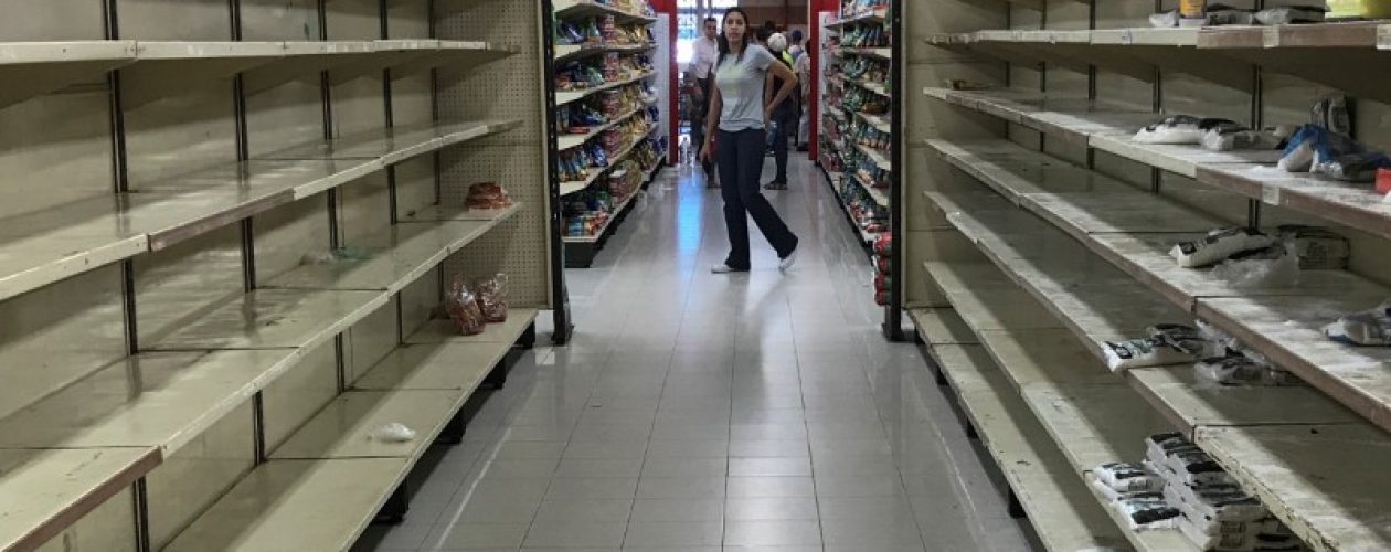 Casi saquean un mercado de Caracas tras fijar erróneamente el precio de la mantequilla