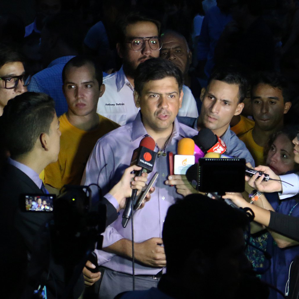 Candidato Carlos Ocariz invita a votar y resistir en elecciones regionales