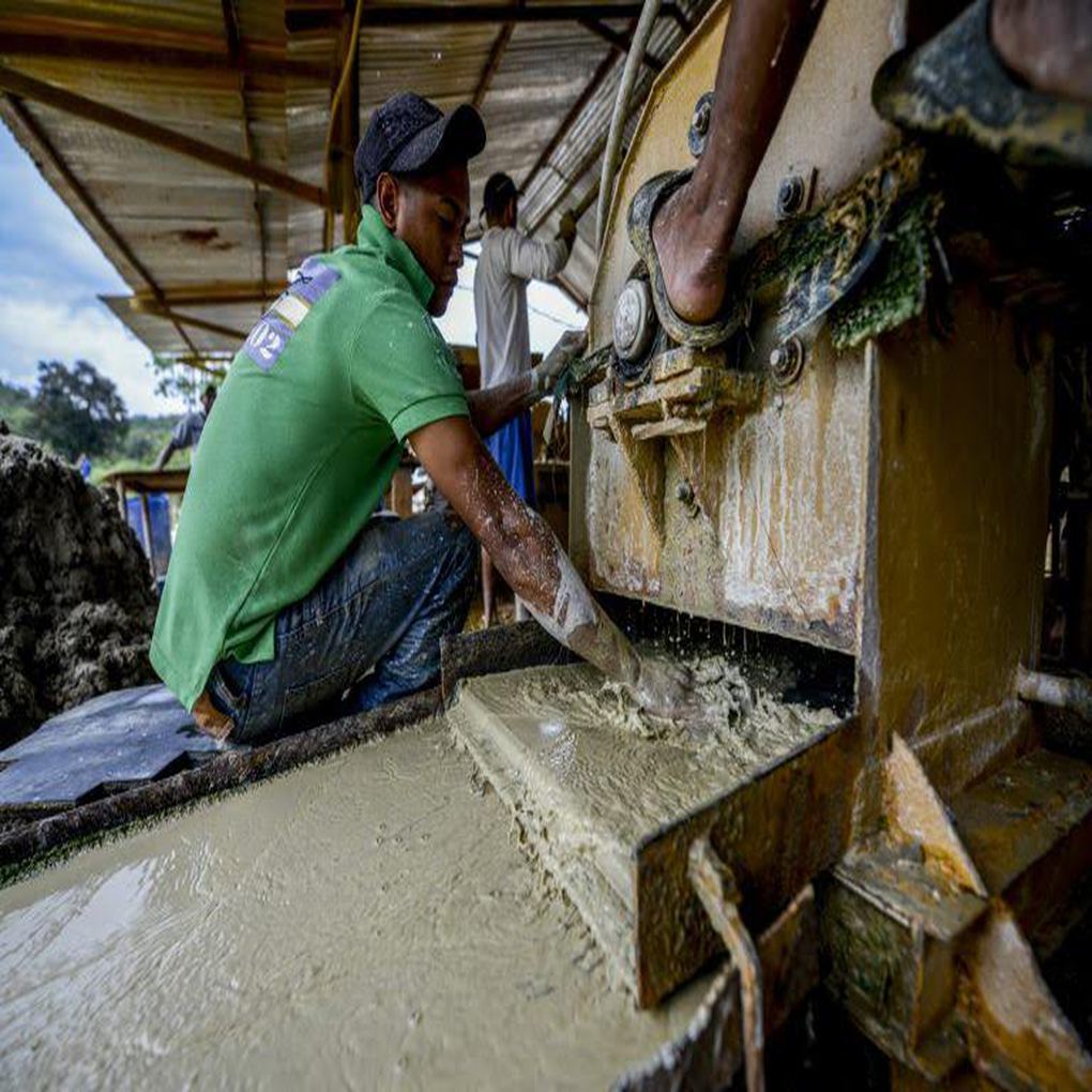 Piden reactivar explotación minera artesanal en Bolívar