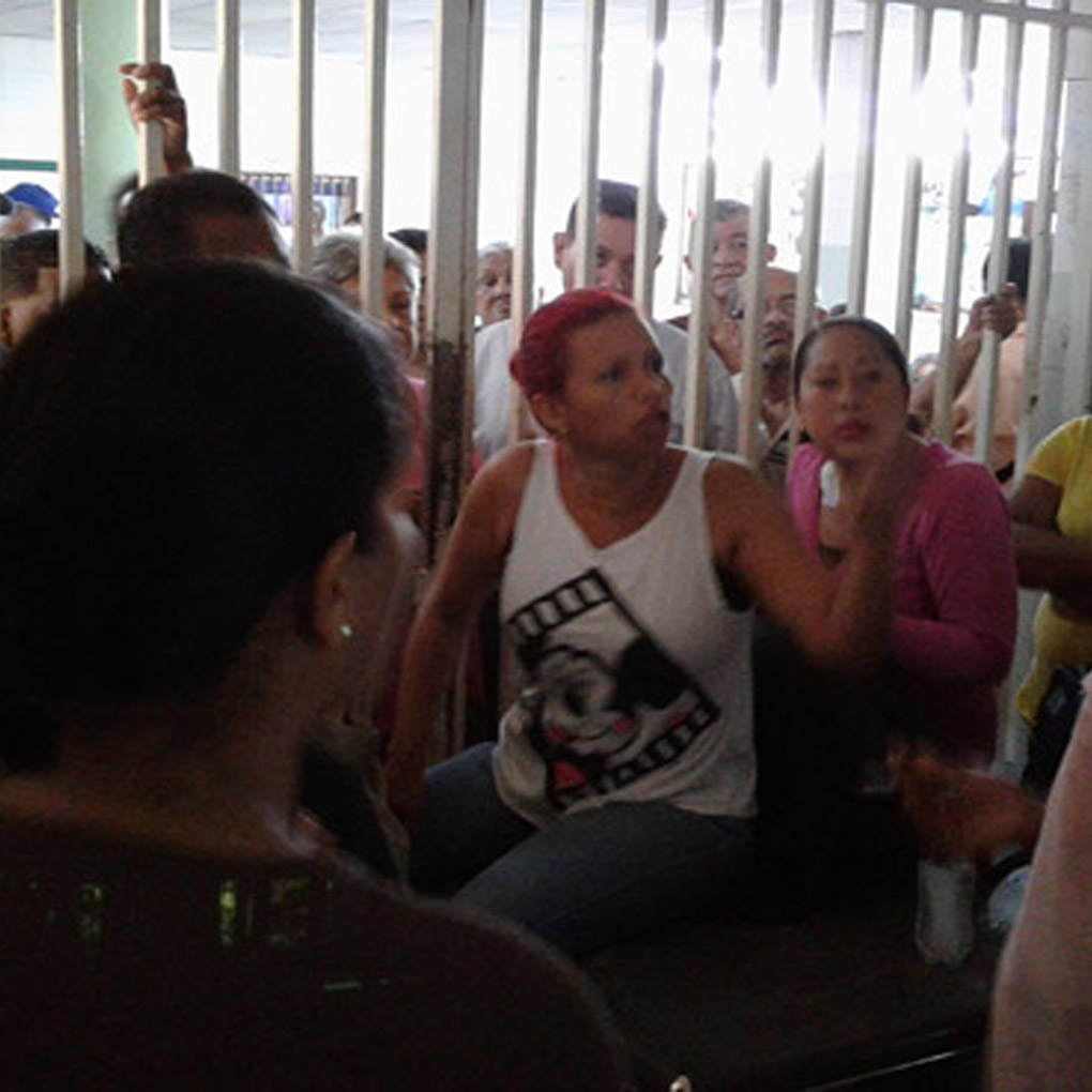 Protesta en Hospital de Cumaná por falta de insumos