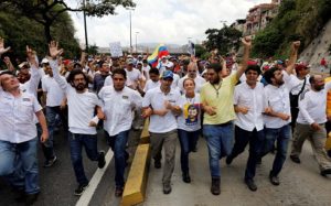 Marcha opositora del 22 de abril en Caracas llegó a su destino