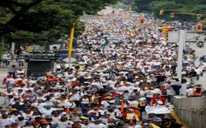 Marcha opositora del 22 de abril en Caracas llegó a su destino