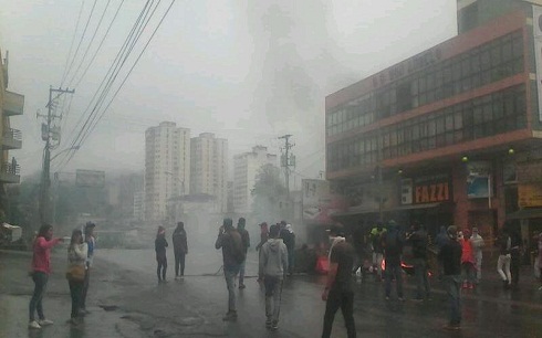 Protesta en Los Teques fue reprimida por la Guardia Nacional